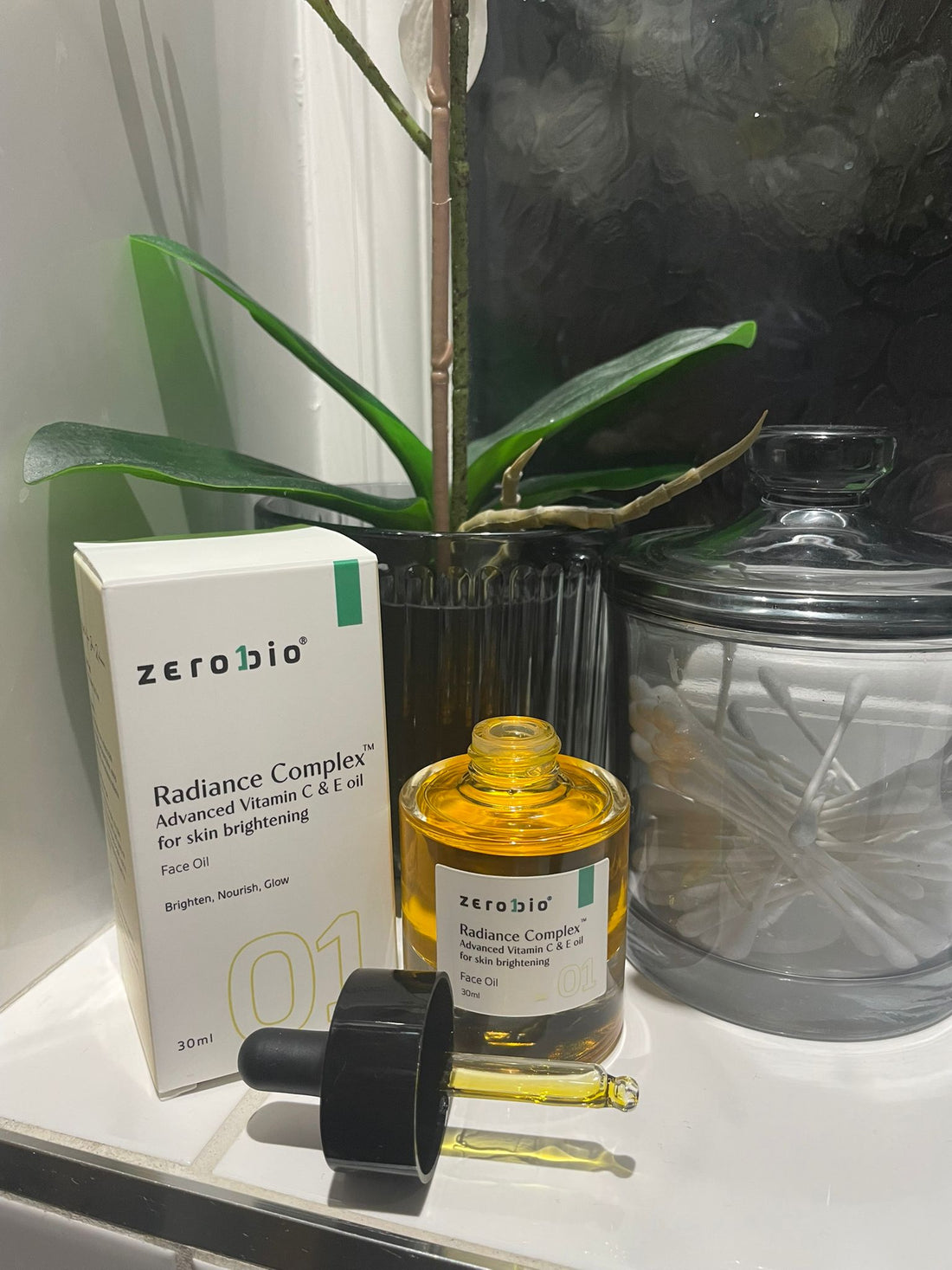 2 Powerful Ingredients to Brighten Skin & Soothe Itchy Dryness