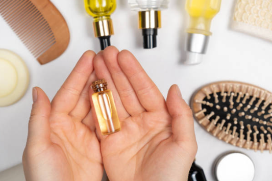 Why Jojoba Face Oil Is Becoming a UK Favourite for Sensitive Skin
